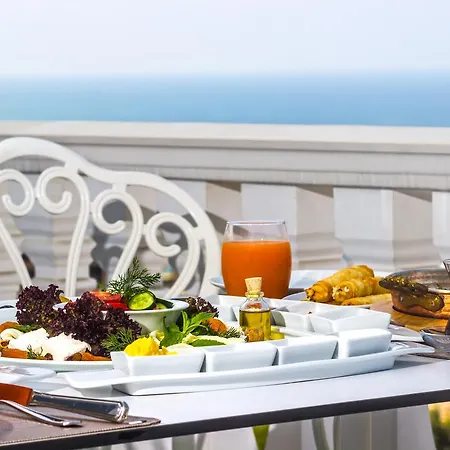 Hotel Mell 3*