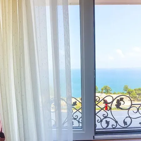 Mell Hotel 4*