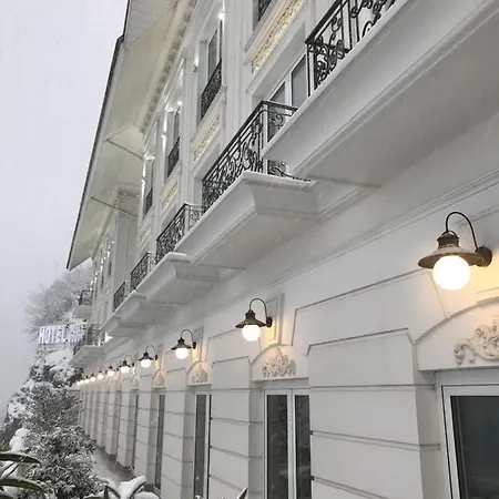 Mell Hotel