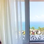 Mell Otel 4*