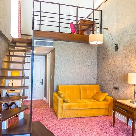 Mell Hotel