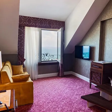Mell Hotel